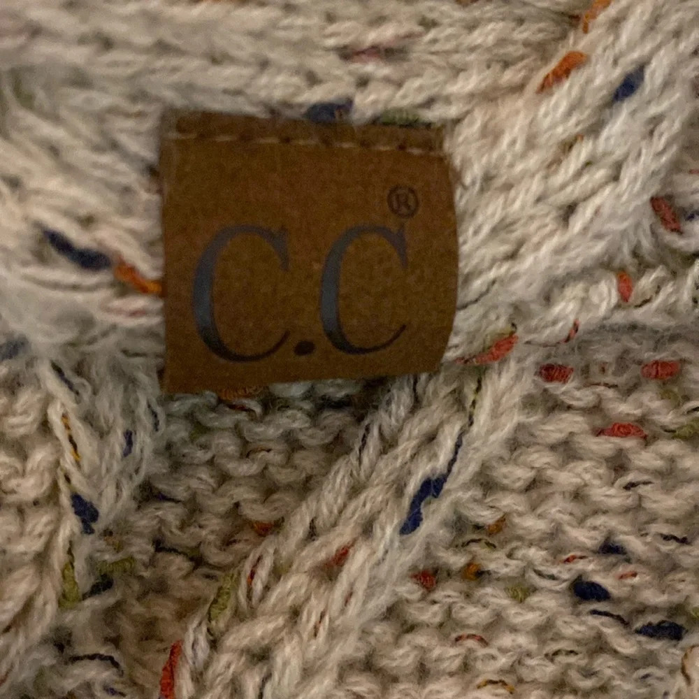 C.C Exclusive Women Oatmeal Winter Warm Cable Knit Confetti Infinity Scarf NWOT - Picture 2 of 7